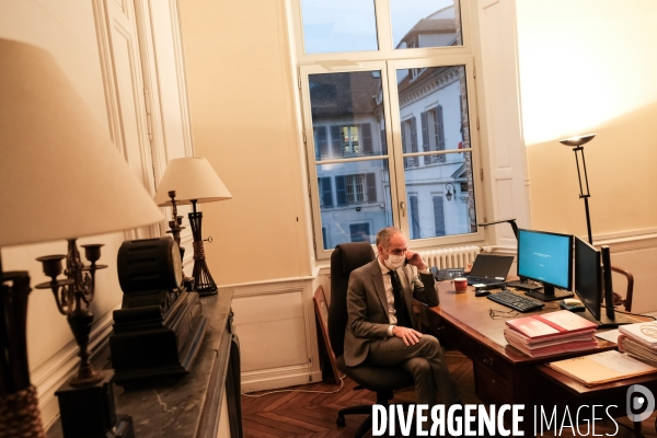 24h avec Jean Christophe Gayet président du plus petit tribunal d Ile de France