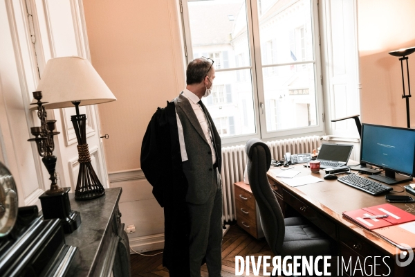 24h avec Jean Christophe Gayet président du plus petit tribunal d Ile de France