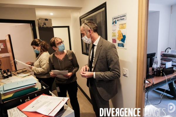 24h avec Jean Christophe Gayet président du plus petit tribunal d Ile de France