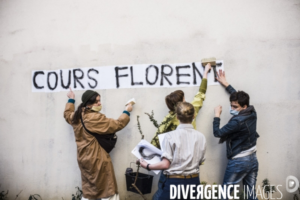 Manifestation, a l appel du collectif callisto,  devant le cours florent contre l impunite des violences sexuelles dans l ecole.