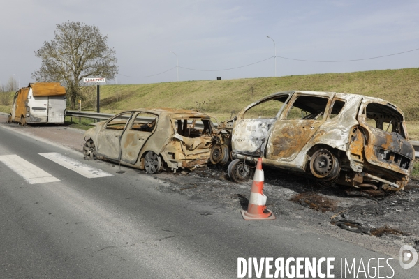 Voitures brulées à Bordeaux