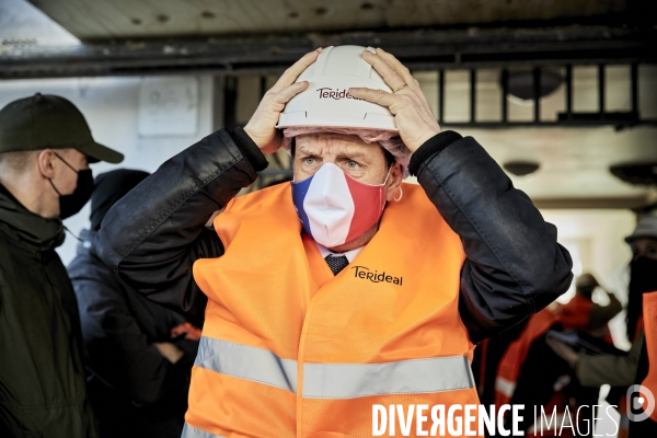 Visite d un chantier par Geoffroy Roux de Bezieux Medef