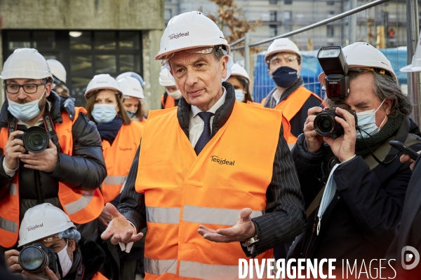 Visite d un chantier par Geoffroy Roux de Bezieux Medef