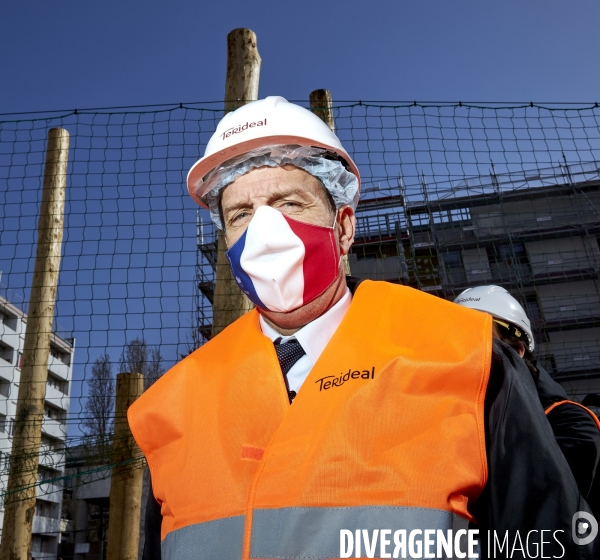 Visite d un chantier par Geoffroy Roux de Bezieux Medef