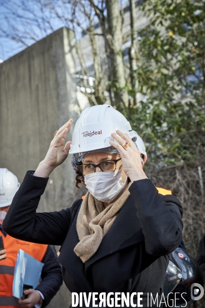 Visite d un chantier par Geoffroy Roux de Bezieux Medef