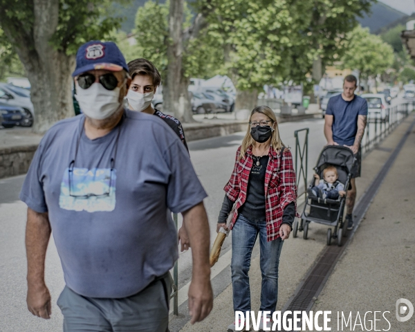 Le long de la Transbassealpine Digne-Nice printemps été 2020