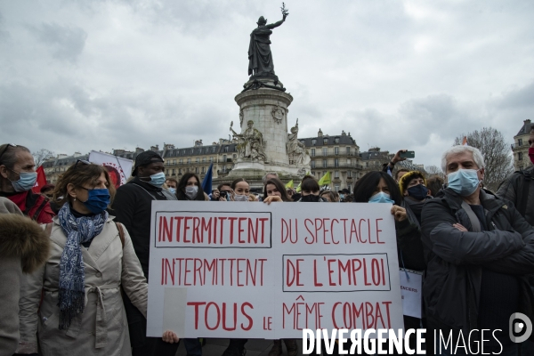 Manifestation parisienne du monde de la culture