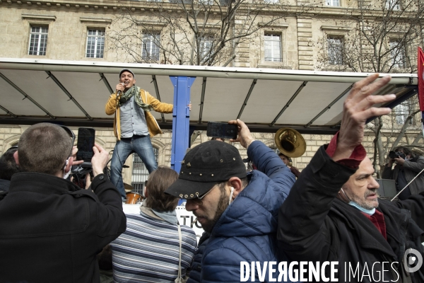 Manifestation parisienne du monde de la culture