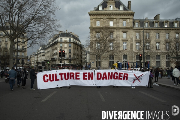 Manifestation parisienne du monde de la culture