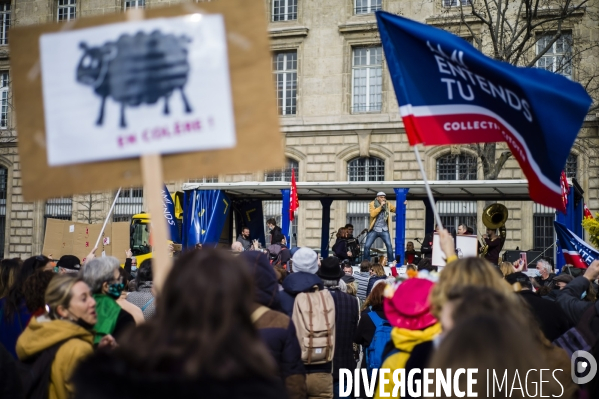 Manifestation du monde de la culture.