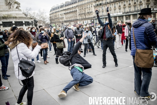 Manifestation du secteur de la culture pour la réouverture des lieux