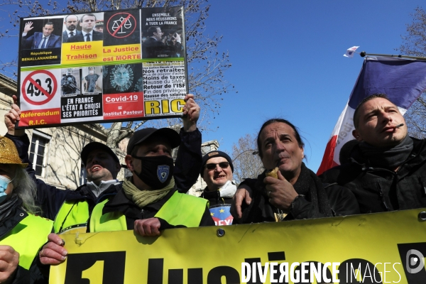 Francis Lalanne et les Gilets Jaunes à Paris