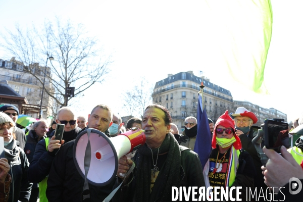 Francis Lalanne et les Gilets Jaunes à Paris