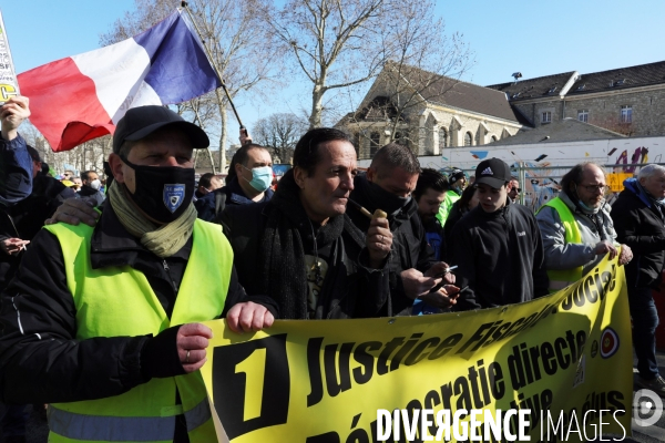 Francis Lalanne et les Gilets Jaunes à Paris