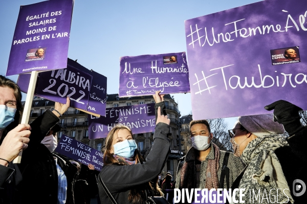 Manifestation feministe precedant la journee internationale des femmes