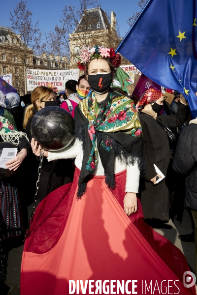 Manifestation feministe precedant la journee internationale des femmes