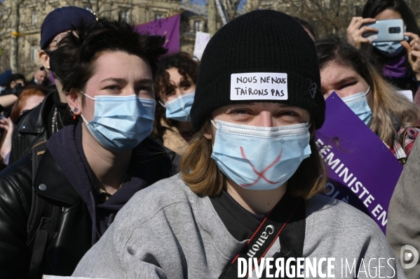 Rassemblement féministe d On arrête toutes, à Paris pour la Journée internationale des droits des femmes, le 8 Mars 2021. International women sday in Paris.