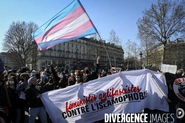 Rassemblement féministe d On arrête toutes, à Paris pour la Journée internationale des droits des femmes, le 8 Mars 2021. International women sday in Paris.