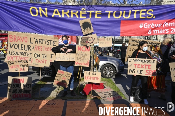 Rassemblement féministe d On arrête toutes, à Paris pour la Journée internationale des droits des femmes, le 8 Mars 2021. International women sday in Paris.