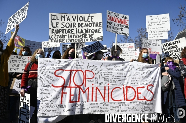 Rassemblement féministe d On arrête toutes, à Paris pour la Journée internationale des droits des femmes, le 8 Mars 2021. International women sday in Paris.