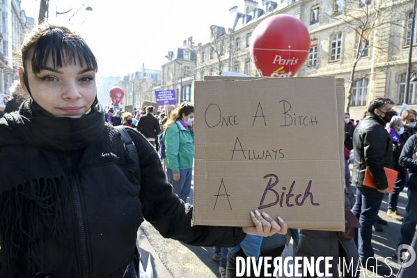 Manifestation à Paris pour les droits des femmes. la Journée internationale des droits des femmes, le 8 Mars 2021. International women sday in Paris.