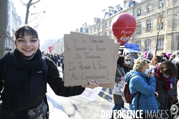 Manifestation à Paris pour les droits des femmes. la Journée internationale des droits des femmes, le 8 Mars 2021. International women sday in Paris.