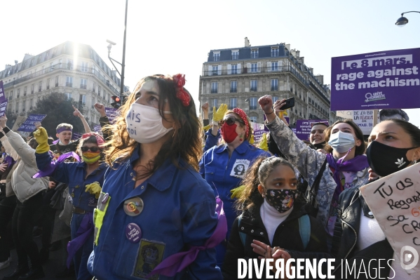 Manifestation à Paris pour les droits des femmes. la Journée internationale des droits des femmes, le 8 Mars 2021. International women sday in Paris.