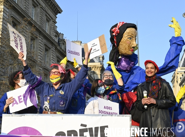 Manifestation à Paris pour les droits des femmes. la Journée internationale des droits des femmes, le 8 Mars 2021. International women sday in Paris.