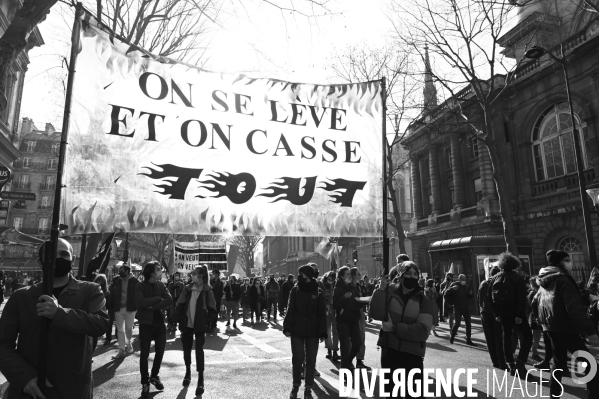 Manifestation à Paris pour les droits des femmes. la Journée internationale des droits des femmes, le 8 Mars 2021. International women sday in Paris.