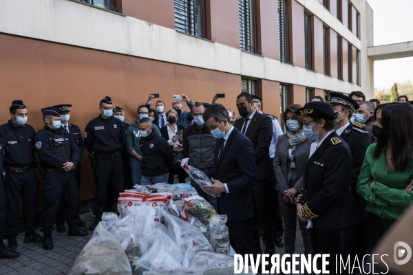 Darmanin au commissariat Nord