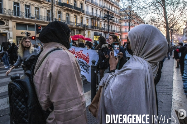 Journée internationale de lutte pour les droits des femmes à Marseille