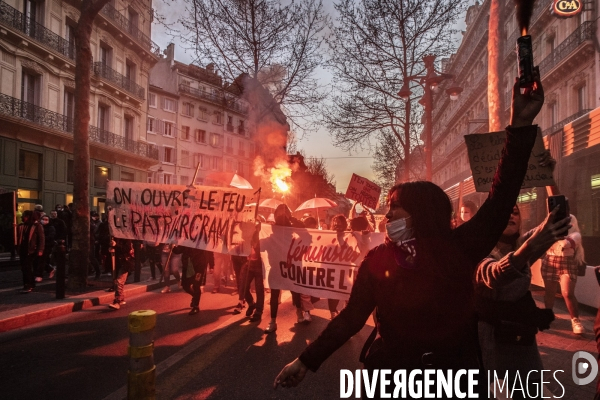 Journée internationale de lutte pour les droits des femmes à Marseille