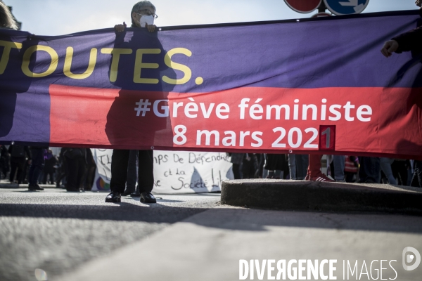 Manifestation féministe pour les  premières de corvées  8 mars 2021