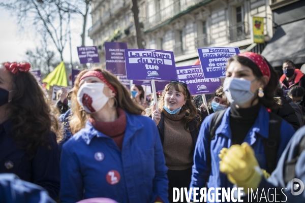 Manifestation féministe pour les  premières de corvées  8 mars 2021