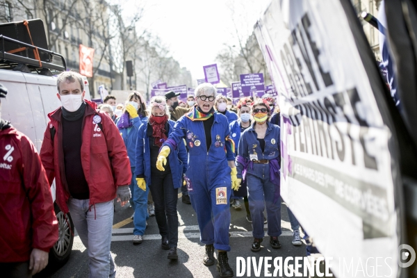 Manifestation féministe pour les  premières de corvées  8 mars 2021