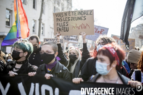 Manifestation féministe pour les  premières de corvées  8 mars 2021