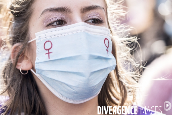 Manifestation féministe pour les  premières de corvées  8 mars 2021