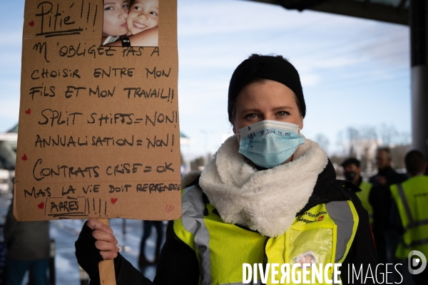 Swissport Aéroport Genève - Les employés contre les baisses de salaire