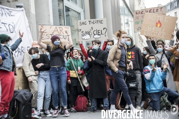 Occupation du Théâtre national de la Colline