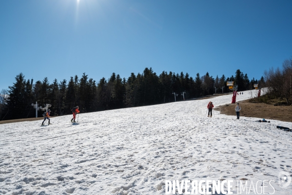 Pyrenees : Stations de ski fermees