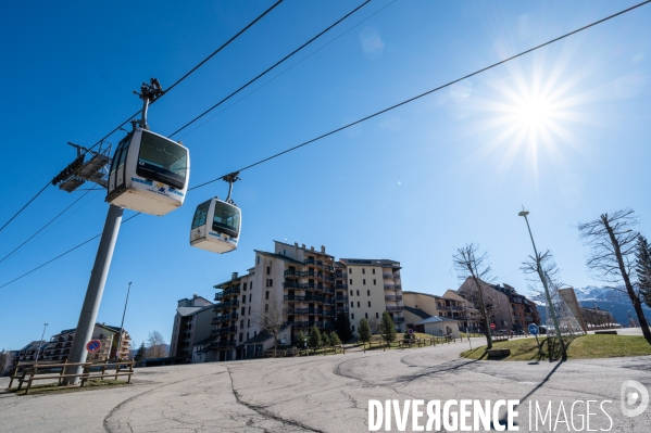 Pyrenees : Stations de ski fermees