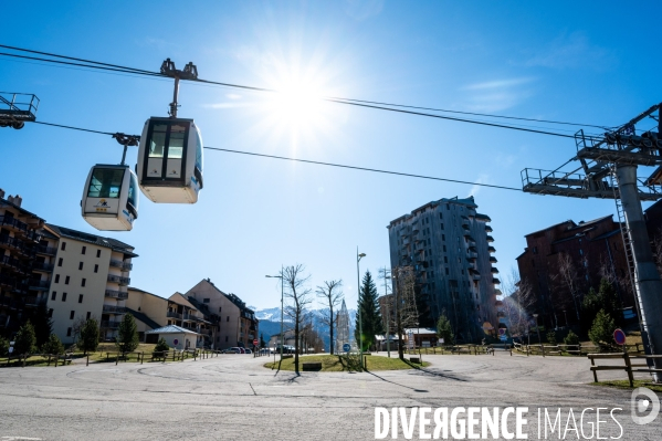 Pyrenees : Stations de ski fermees