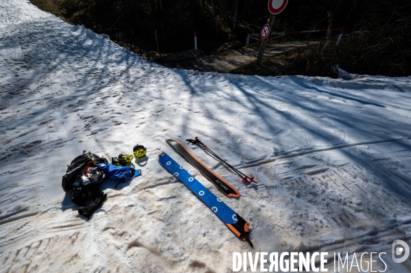 Pyrenees : Stations de ski fermees