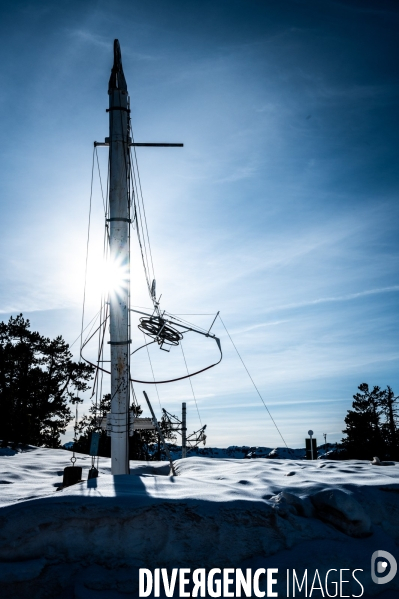 Pyrenees : Stations de ski fermees