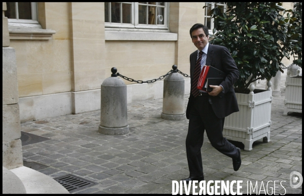 Reunion a matignon pour limiter la hausse des prix