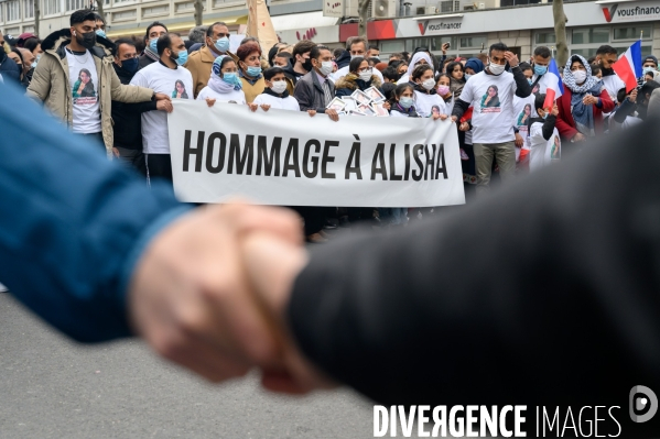 Marche pour Alisha. Harcelée puis assassinée.