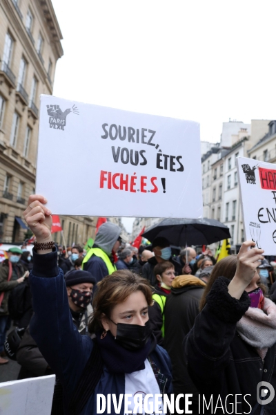 Manifestation contre la loi securite globale devant le Senat