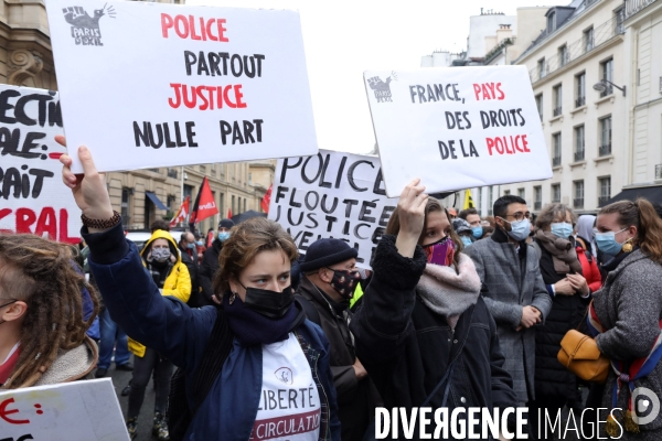 Manifestation contre la loi securite globale devant le Senat