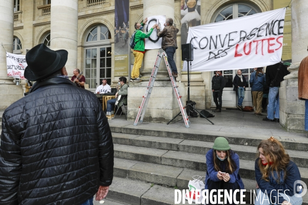 L opéra de Bordeaux occupé par la CIP