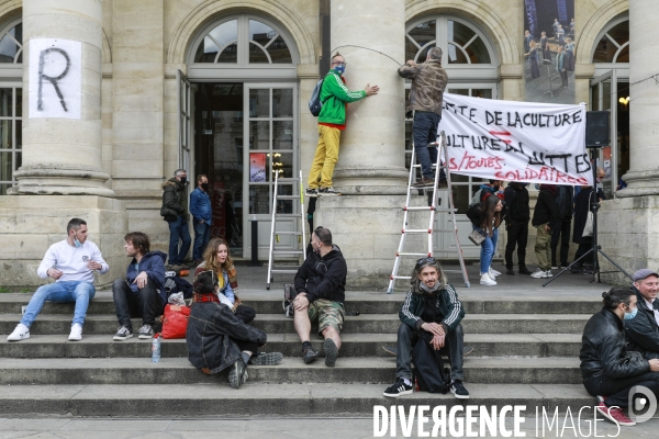 L opéra de Bordeaux occupé par la CIP